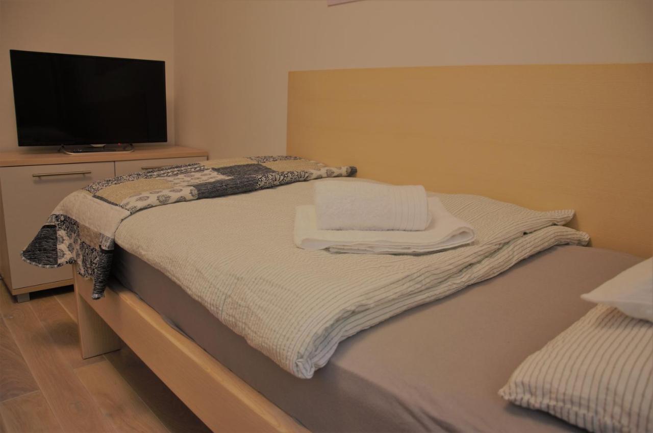 Spacious 2-Bedroom Apartment With Luxury Feel 노비사드 외부 사진